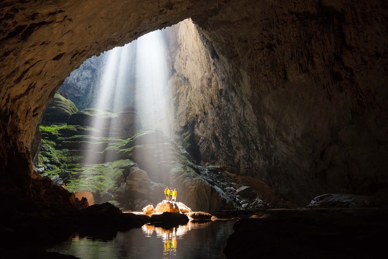 hang son_doong_hang_dong_tu_nhien_lon_nhat_the_gioi__3710474(1)