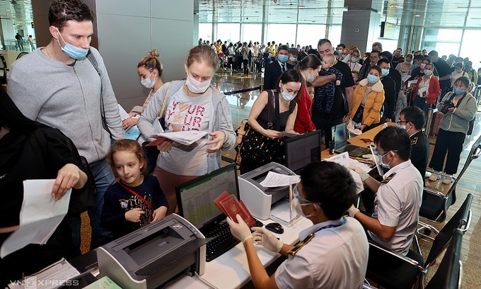 Kazakhstan passes visa exemption agreement with Vietnam