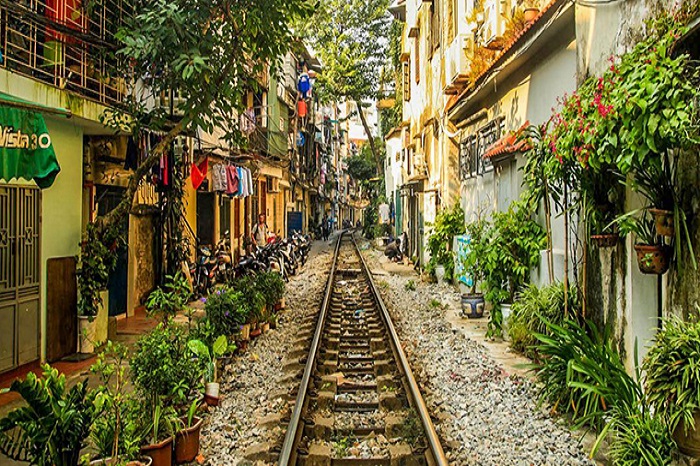 Full Instructions to Visit Hanoi Train Streets -Hanoi Train Street