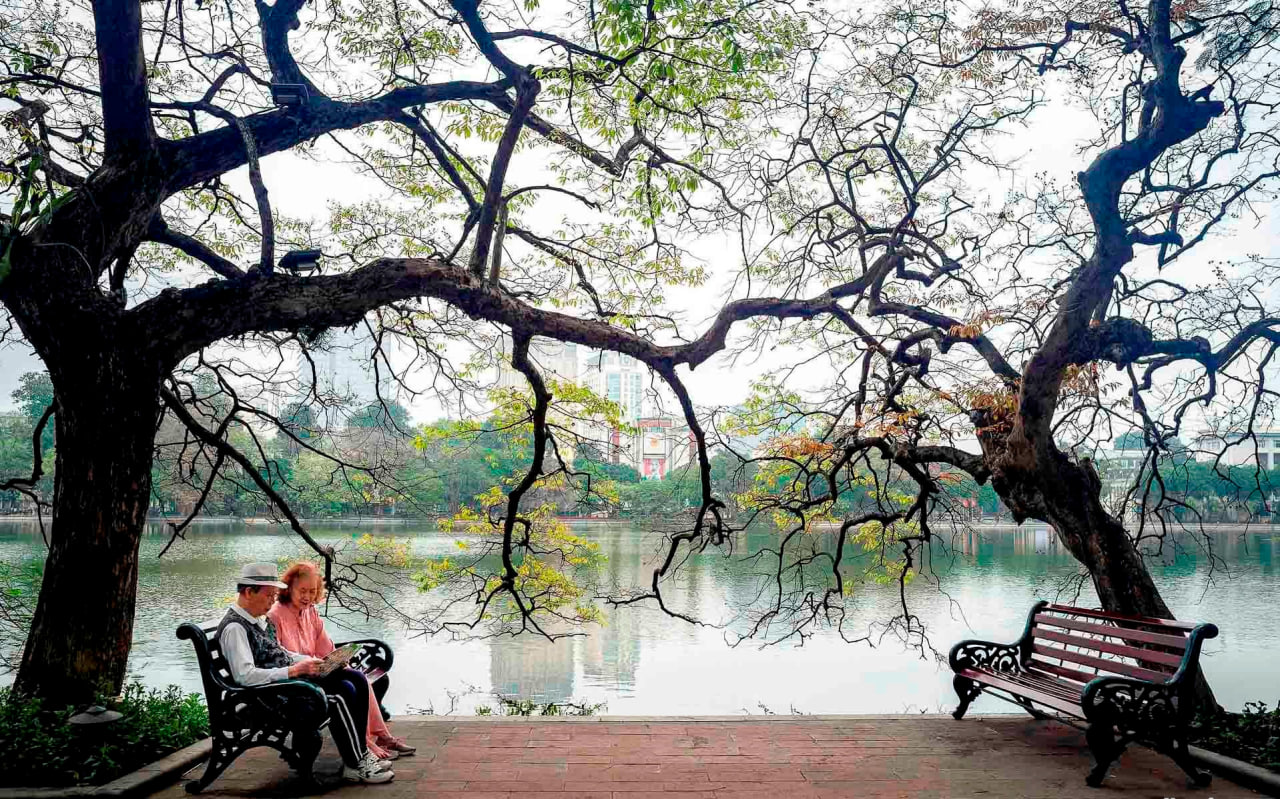 Hoan Kiem Lake Hanoi – What to Do & See